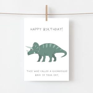 Carte de joyeux anniversaire amusante – « C'était un rhinocéros à l'époque » – Vous êtes si vieille blague – Humour d'anniversaire marquant – AJS Studios