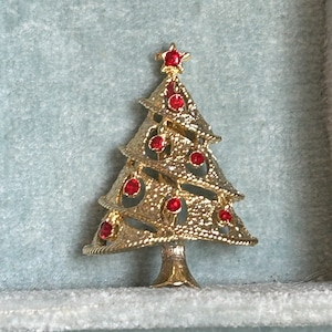 Christmas Tree Brooch with Red Ornaments