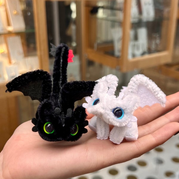 Pipe Cleaner Dragon, Toothless & Light Fury couple gift, [Finished/DIY Kit] Little fluffy and cute handmade toy and desk ornament