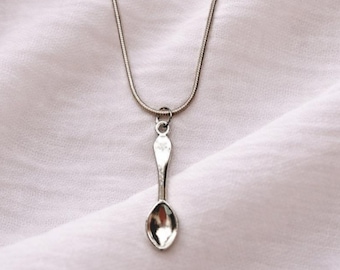 Collar de cuchara de plata de ley • Joyería para la concientización sobre enfermedades crónicas