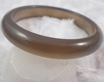 60.0mm Natural Gray Agate Crystal Bangle Bracelet - Smooth Flat Inside Crystal Bracelet - Part Translucent Gray Agate Bangle #JEWEL#1464