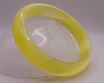 61.5mm Shiny Yellow Cats Eye Crystal Bangle Bracelet - Smooth Polish Finish Flat Inside - Bangle Bracelet Yellow Cat Eye Crystal #JEWEL#1737