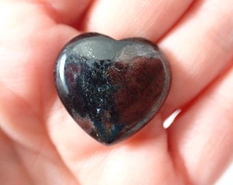 1 Piece Natural Fireworks Garnet Mini Crystal Heart - Small Dark Red Black Flashy - Smooth Polished .75-1 Inch Crystal Heart #MINIS#1145