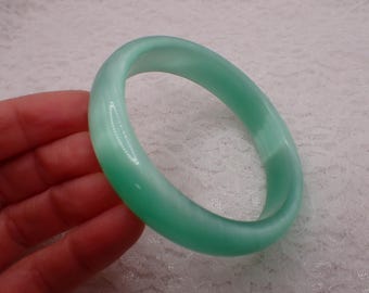 61.9mm Beautiful Seafoam Green Cats Eye Crystal Bangle Bracelet - Smooth Finish Flat Inside - Bangle Bracelet - Cat Eye Crystal #JEWEL#1935