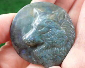 Flashy Blue Labradorite Wolf Moon Carving - Strong Blue Flash - Moon Wolf Head Crystal - 1.5 Inch Blue Labradorite Crystal Wolf #ANMLS#1168
