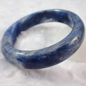 60.2mm Blue Kyanite Crystal Bangle Bracelet - Thick Smooth Polished Bracelet - Flat Inside - Blue Clear Crystal Bangle Bracelet #JEWEL#1352
