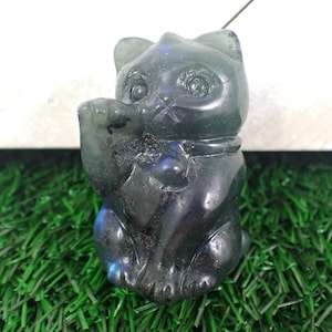 1 Piece Flashy Blue Labradorite Money Cat - Fortune Cat Crystal Carving - Gray Blue Waving Cat - 2 Inches Labradorite Cat Carving ANMLS#1185