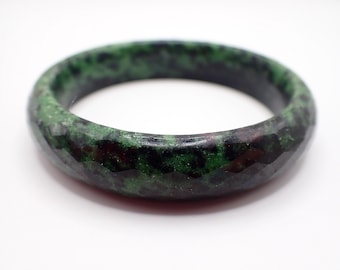 58.9mm Beautiful Ruby in Zoisite Crystal Bangle Bracelet - Green Ruby Black - UV Reactive faceted, shiny Bangle Ruby Zoisite #JEWEL#1776