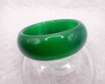 59.7mm Beautiful Bright Green Cats Eye Crystal Bangle Bracelet - Smooth Finish Flat Inside - Bangle Bracelet - Cat Eye Crystal #JEWEL#1931
