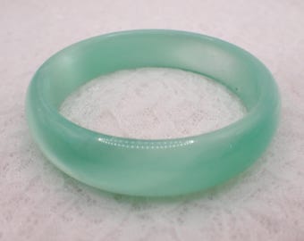 58.6mm Beautiful Bright Green Cats Eye Crystal Bangle Bracelet - Smooth Finish Flat Inside - Bangle Bracelet - Cat Eye Crystal #JEWEL#1871