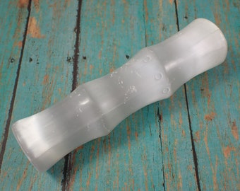 1 Piece Natural Selenite Crystal Bamboo Carving - Large White Opaque Smooth Polished - Selenite Charging Crystal - White Silky #CRVNG#1327