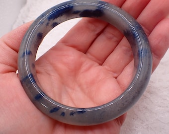 61.0mm Natural Blue Strawberry Quartz Bangle Bracelet - Sparkly Blue Strawberry Quartz Crystal - Blue Quartz Crystal Bangle #JEWEL#1971