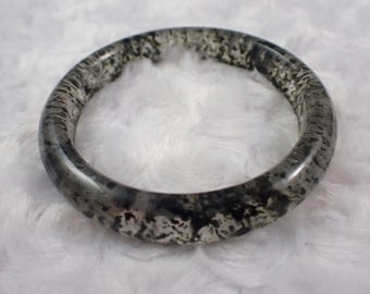 60.5mm Natural Green Mica Crystal Bangle Bracelet - Smooth Finish Flat Inside - Rainbow Flash Green Mica - Slim Crystal Bangle #JEWEL#1551