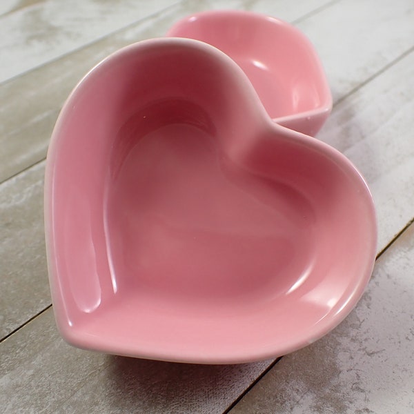 Small Pink Heart Glass Bowl - Smooth Glass Crystal Bowl - 3 Inch Heart Shaped Glass Bowl - Pink Glass Heart Bowl for Crystals #BOWLS#1083