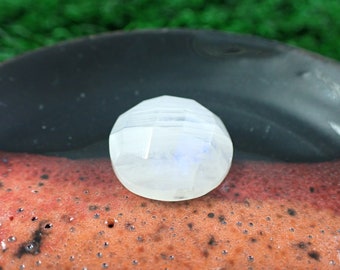 Small Natural Blue Flash Rainbow Moonstone Cab - 16x7mm Faceted Round Cabochon - Flashy Blue White Rainbow Moonstone Crystal Cab #CBCHN#1027