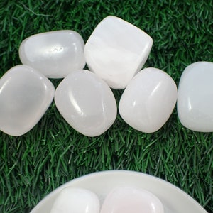 1 Piece Pink Calcite Crystal Tumbled Stones - Rounded Smooth Cube Like Tumbles - Light Pink Calcite Crystals - Tumbled Stones #TUMBL#1038