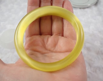 61.1mm Shiny Yellow Cats Eye Crystal Bangle Bracelet - Smooth Polish Finish Flat Inside - Bangle Bracelet Yellow Cat Eye Crystal #JEWEL#1213