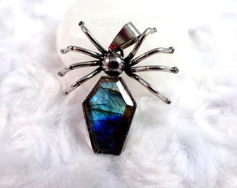 1 Piece Flashy Labradorite Spider Crystal Pendant - Coffin Spider Cab Pendant - Crystal  Pendant - 37mm Labradorite #PNDNT#1109