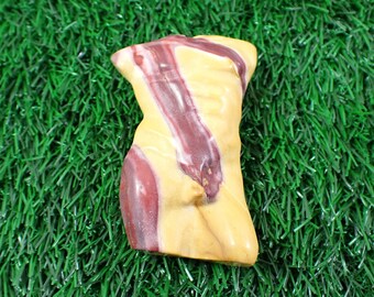 1 Piece Natural Mookaite Jasper Crystal - Fit Mans Body Carving - Yellow Gold Mustard Maroon - 77x55x32mm Mookaite Jasper Body #BDIES#1010