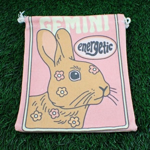 1 Stück Zwilling Hase Leinen Stoffbeutel - Braun Rosa Weiß - Zwilling Sternzeichen Tarot Karten Tasche - 17x15 cm Kaninchen Tasche #POUCH#1035
