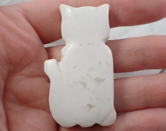 1 Piece Druzy Agate Crystal Cat Carving - Bright White Cat Crystal - Druzy Pockets Flat Back Cat Crystal - 51x29x9mm White Cat #ANMLS#1149