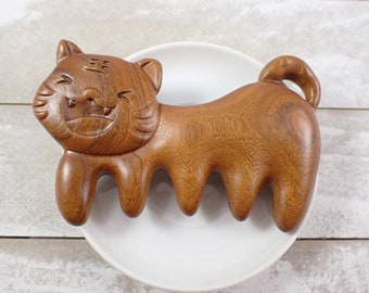 Happy Cat Wooden Comb Carving - Smooth Polished Brown Cat - 3.75 Inch Wood Comb -  Kitten Comb Carving Brown Wood #ANMLS#1171