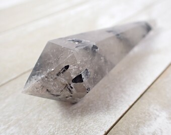 Flashy Black Tourmaline Faceted Crystal Wand - Smooth Sharp Point - 4 Inch Crystal - Faceted White Black Tourmaline in Quartz #WANDS#1053
