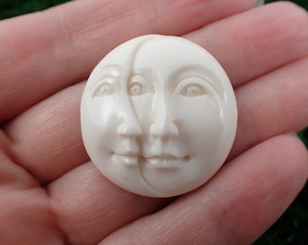 Bright White Double Moon Face Cabochon - Cow Bone Round Flat Back - 1.25 Inch Round Moon Crescent Moon - Cow Bone Cabochon White #CBHCN#1059