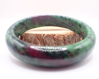 64.6mm Beautiful Ruby in Zoisite Crystal Bangle Bracelet - Green Ruby Black - UV Reactive Smooth Polish Bangle Ruby Zoisite #JEWEL#1604