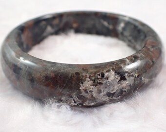 61.4mm Perfect Natural Yooperlite Crystal Bangle Bracelet - UV Reactive Smooth Finish Flat Inside - Gray Black Orange Bangle #JEWEL#1441