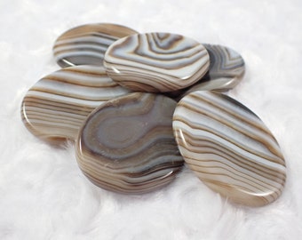 Pretty Natural Sardonyx Crystal Worry Stone - Smooth Polished Oval - 1.75 Inch Brown White Black Banded - Sardonyx Worry Stone #WORRY#1009