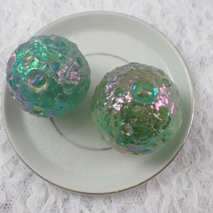 Groene aura kwartskristal maanbol - groene regenboog aura getextureerde maankristal - ronde maan kristallen bol - 1,5 inch groen #MOONS #1030