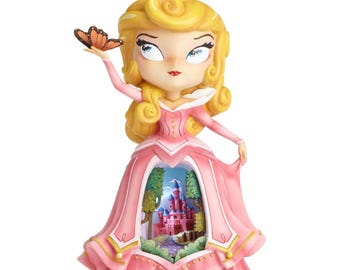 Miss Mindy Aurora Diorama Dress Light Up Figurine