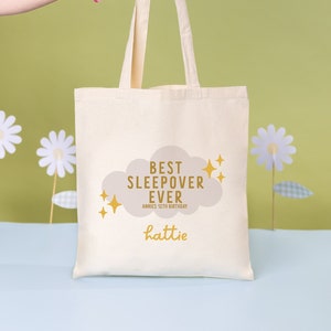 Sac fourre-tout Sleepover - Sac fourre-tout pour enfants - Fourre-tout de nom personnalisé - Cadeau d’anniversaire - Sac de nom d’enfants - Sac de voyage - Sac de nuit - Soirée pyjama