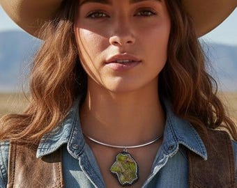 Naszyjnik z kamieni szlachetnych, choker z zielonego agatu w stylu western boho, biżuteria z czakr