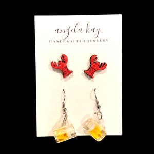 Beer and mud bugs y’all! Beer, crawfish, lobster, boil earrings , Mardi Gras