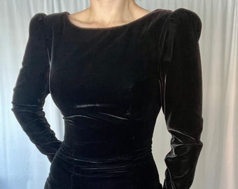 vintage Joy Stevens - Robe longue noire en velours et dentelle