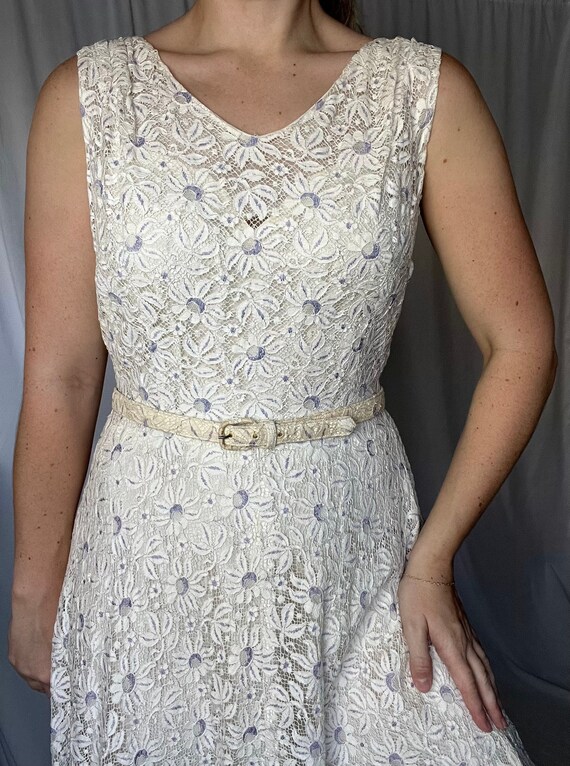 Sleeveless White Lace Daisy Dress