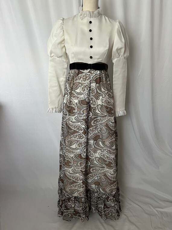 Long Sixty Dress Yellow Paisley Print