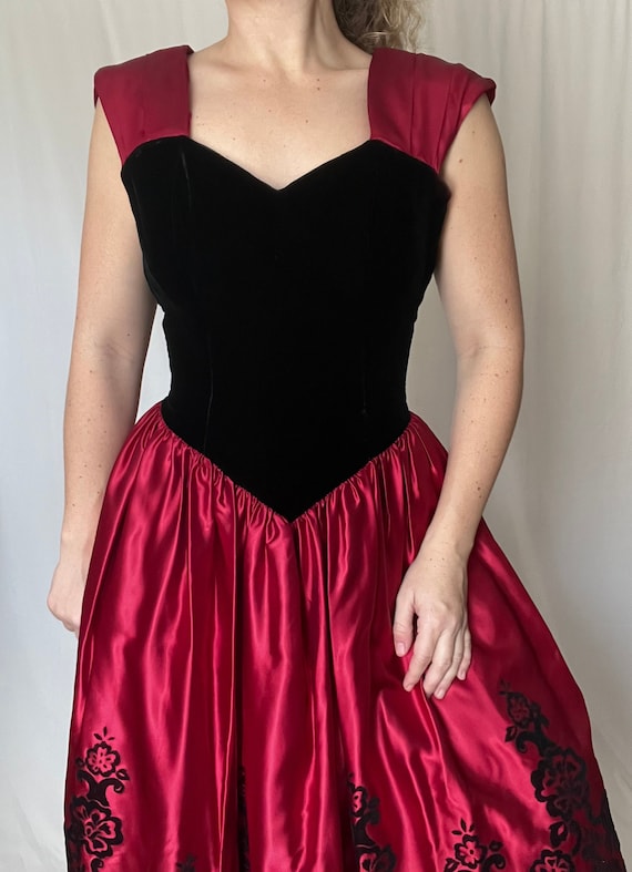 Scott McClintock Red and Black Holiday Party Dress