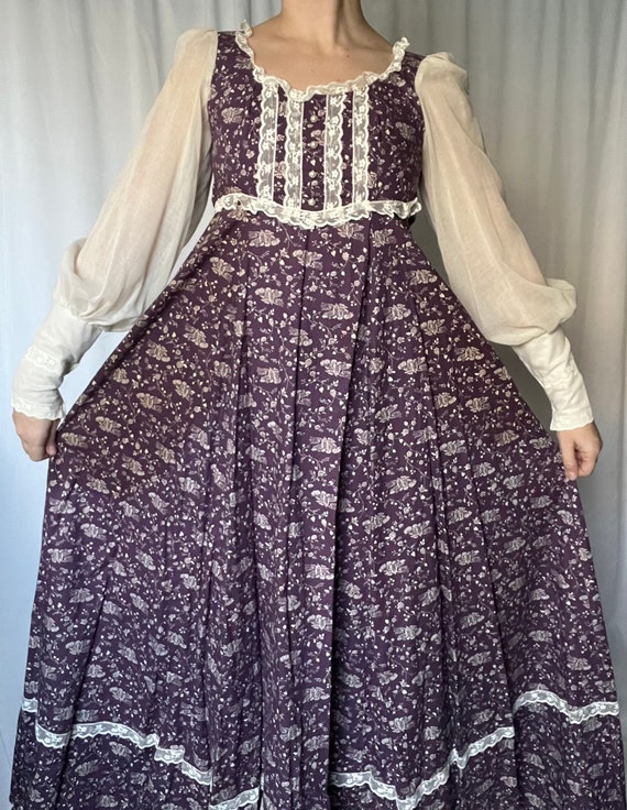 1970s Vintage Gunne Sax Maxi Purple Peasant Style… - image 3