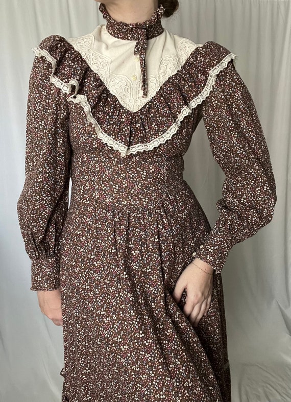 Vintage Gunne Sax (original tag cut) Brown Floral… - image 1