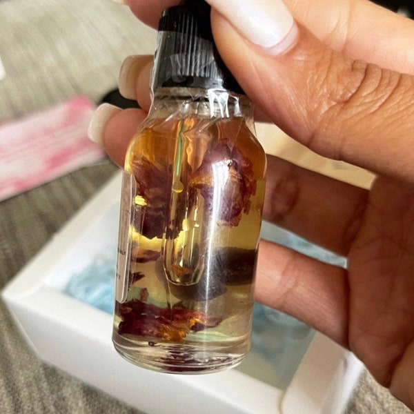 All Natural Balanced Yoni Oil, Crystal Infused, Feminine Care Oil, intimate oil.