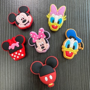 Sell Retail 1-24pcs PVC Shoe Charms Pink Mickey Ice Cream Cake Strawberry  Accessories Shoe Buckles For Croc Jibz Kids Present