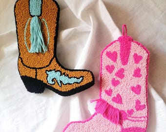 Colgante de pared con bota de vaquero con aguja perforada: regalo de decoración del oeste