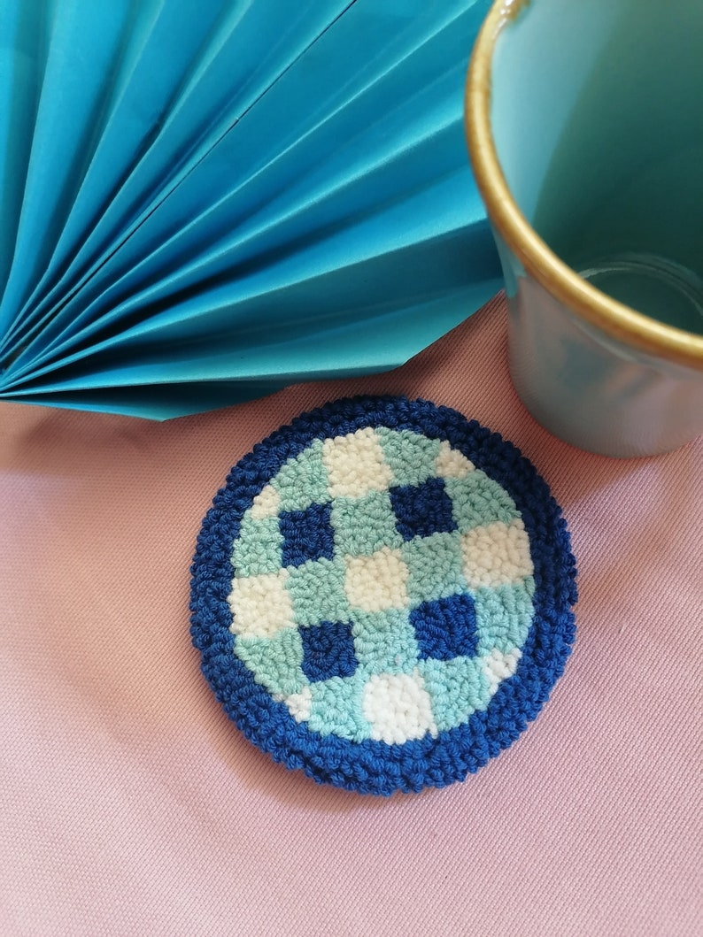Punc needle mug rug