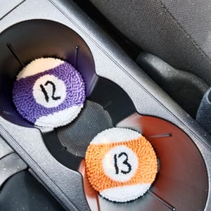 Custom magic 8 ball car coaster set, Pool Player Gifts, Handmade Punch needle coaster. immagine 1