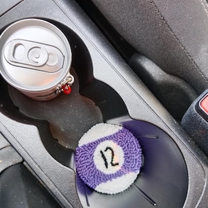 Custom magic 8 ball car coaster set, Pool Player Gifts, Handmade Punch needle coaster. immagine 10
