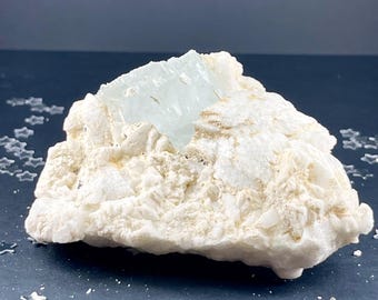 Natural Raw Aquamarine Crystal, Quartz, Pastel Blue