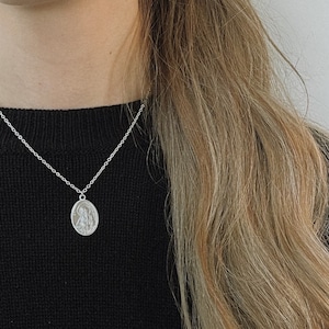 Vintage Silver Pendant Necklace
